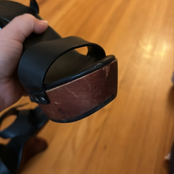 Luxury Rebel Shoes - Picture 6 of 7